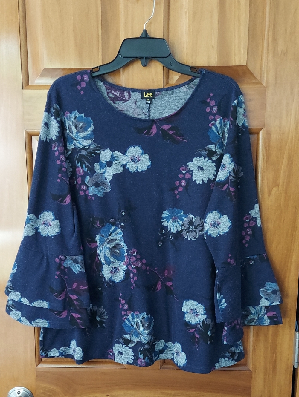 Lee Navy Multi Colored Floral Ruffle-Sleeve Long Sleeve Top, Size 1X